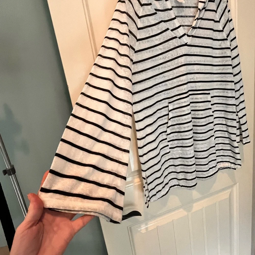 Kona Sol Medium Hooded Swim Suit Cover Up Pullover Navy White Resort Cruise LW